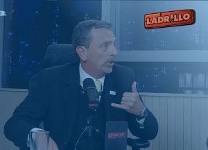 Mariano García Malbrán debate en el stream Ladrillo