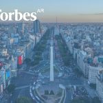 Imagen o gráfico del mercado inmobiliario argentino que muestra el récord de ventas de propiedades en 2025, impulsado por el crédito hipotecario y los desafíos estructurales hacia 2026.